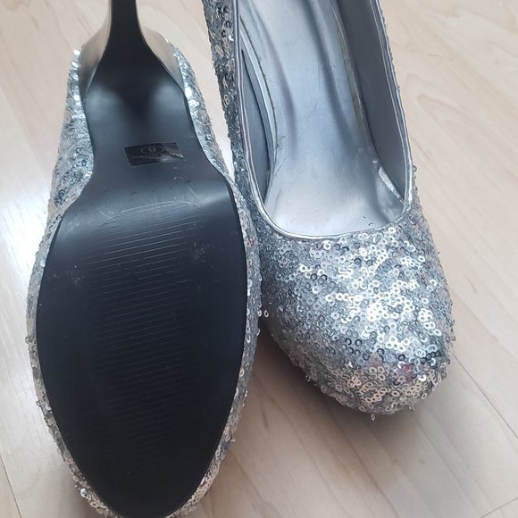 Silver sequins - Picture 3 of 3